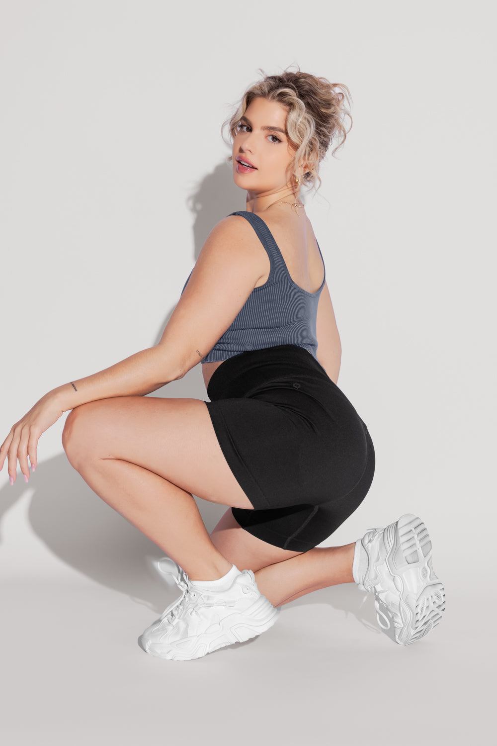 Supersculpt™ Seamless Midi Shorts