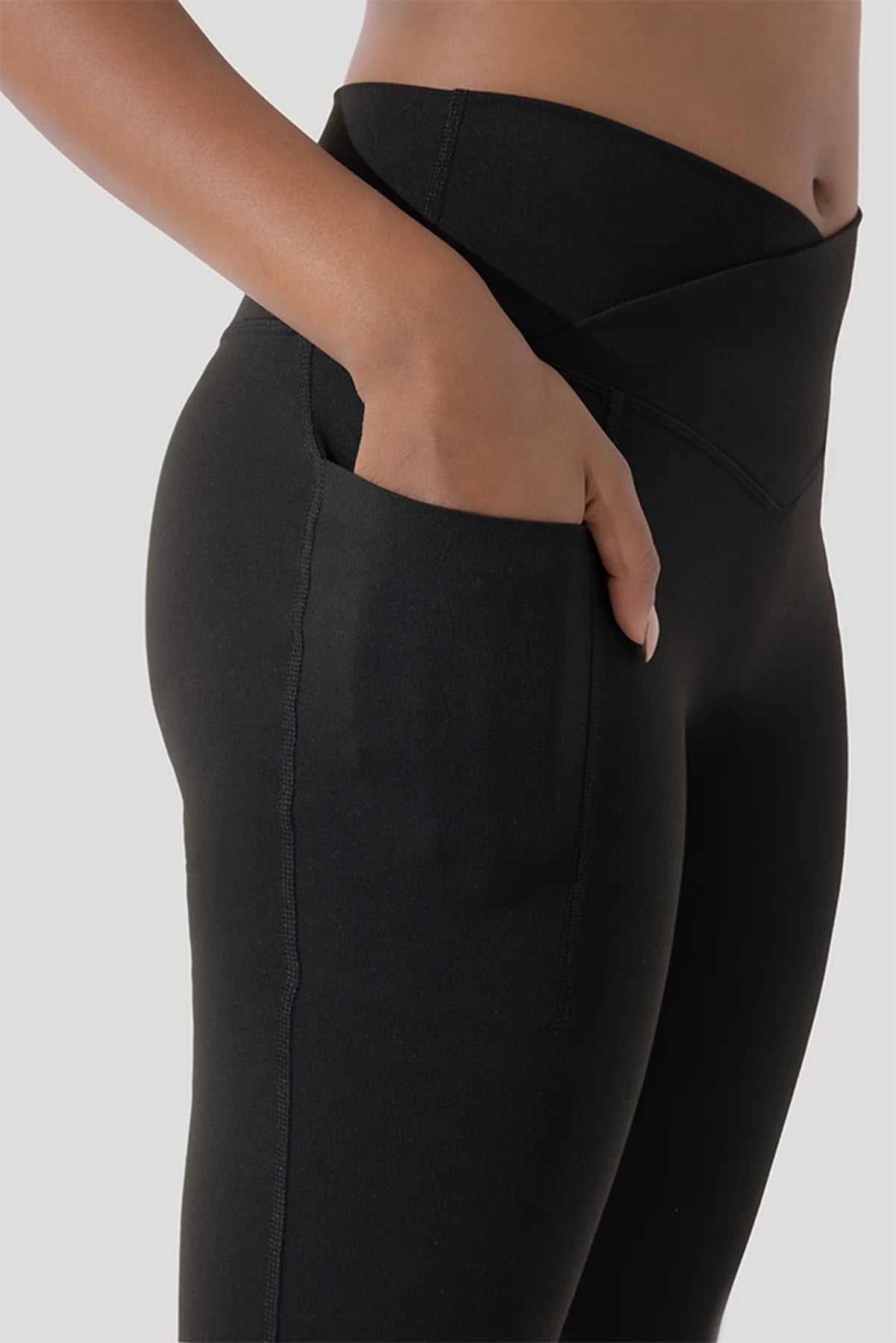 Crisscross Hourglass® Flared Leggings with Pockets