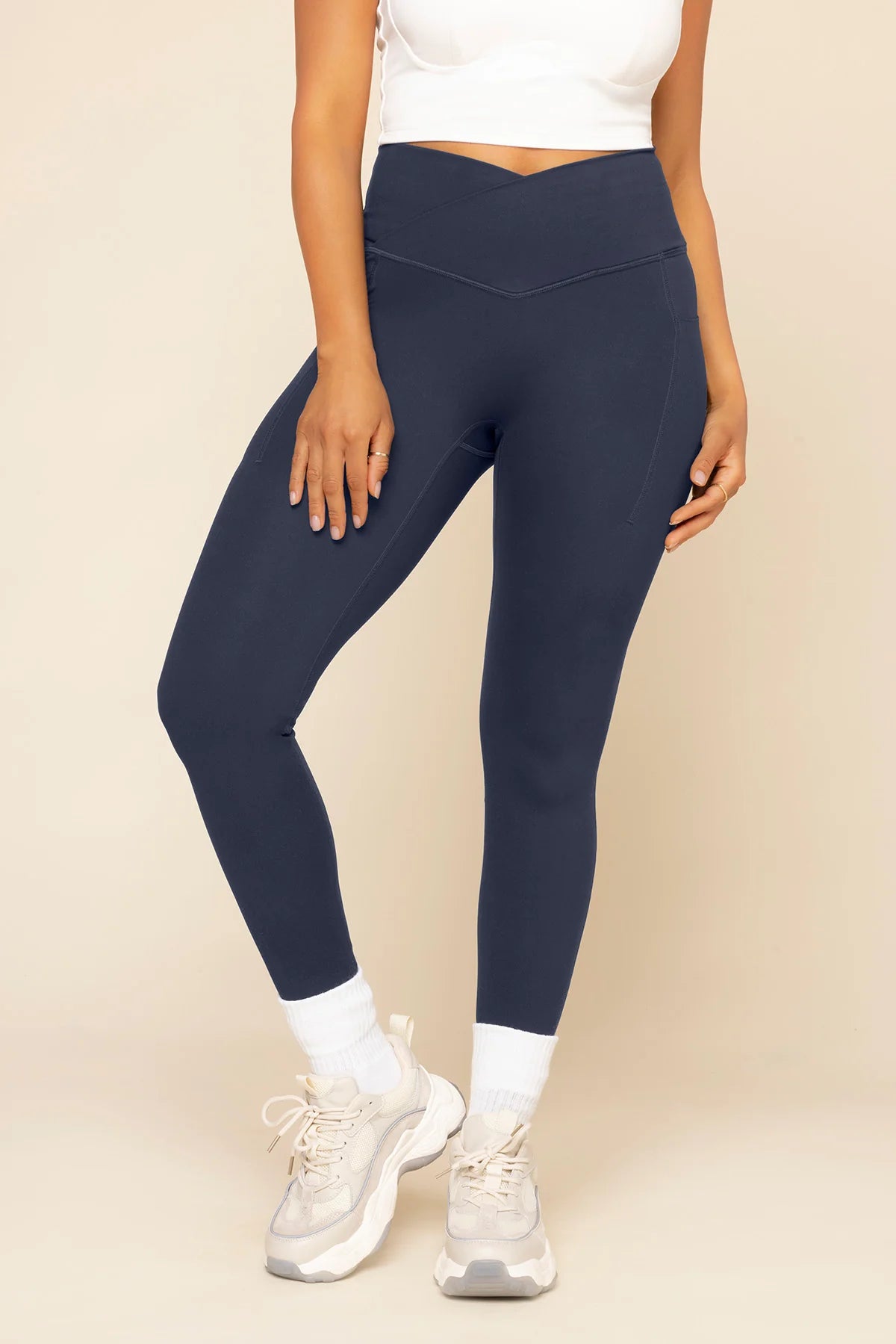 Crisscross Hourglass® Leggings