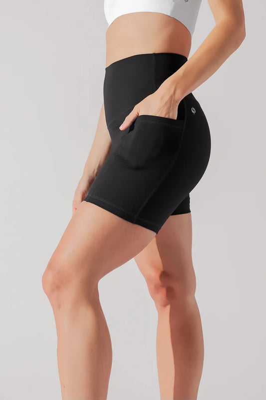 Supersculpt™ Midi Short with Pockets - Black